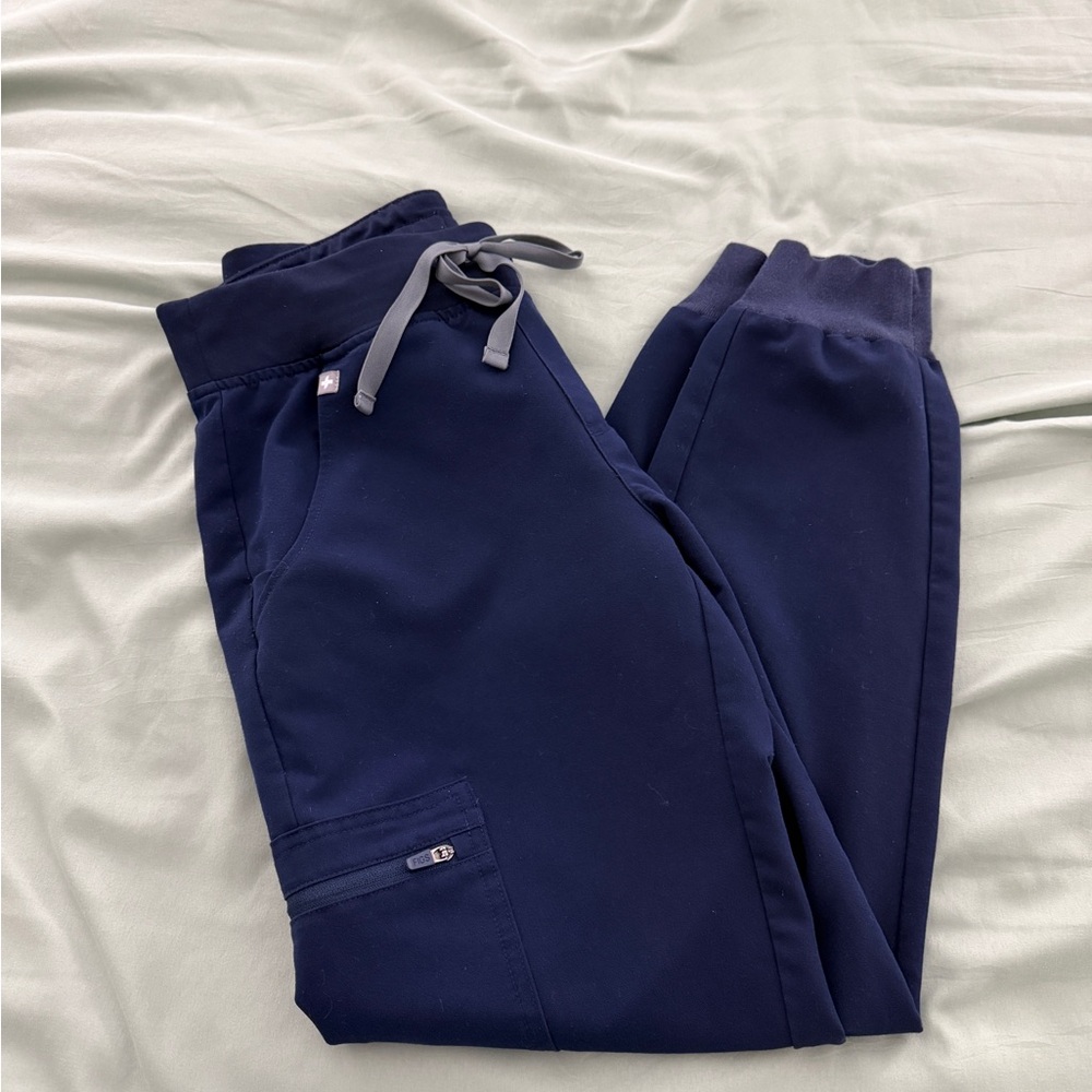 Figs Women's Navy Blue Zamora Joggers